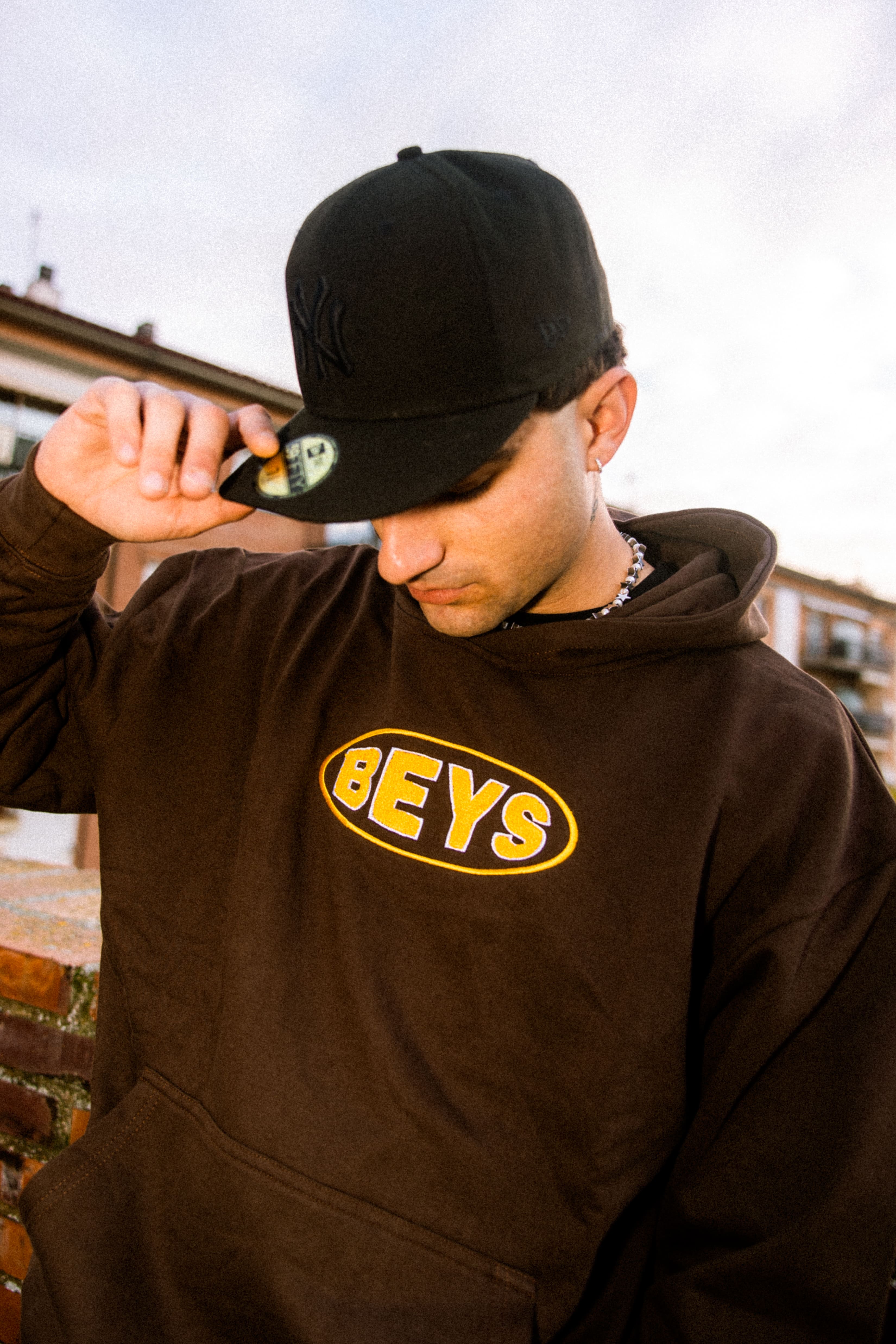 BROWN-YELLOW BEYS HOODIE