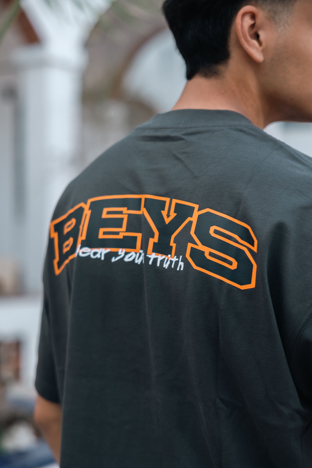 CLASSIC TEE