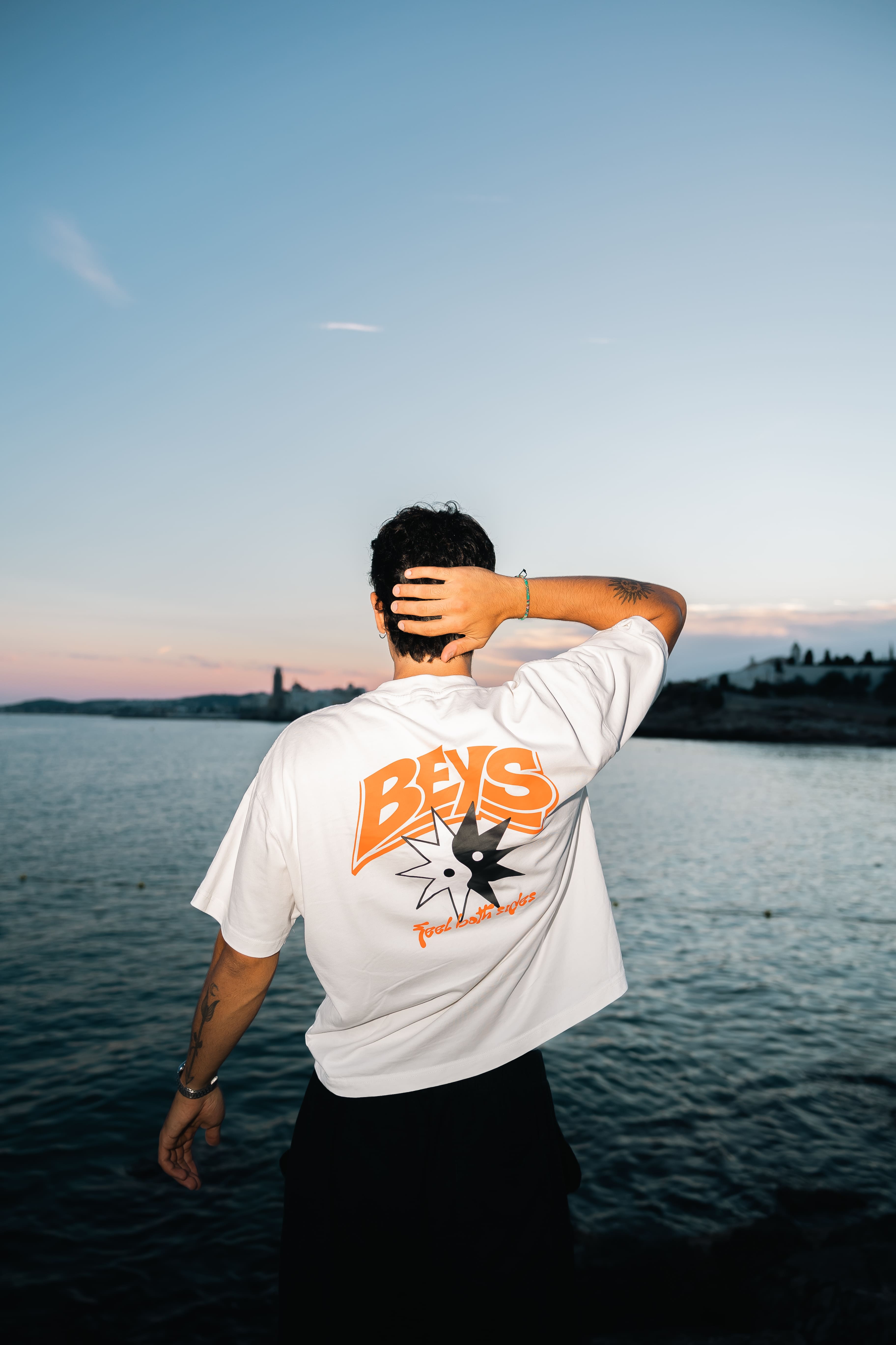 BOTH SIDES TEE